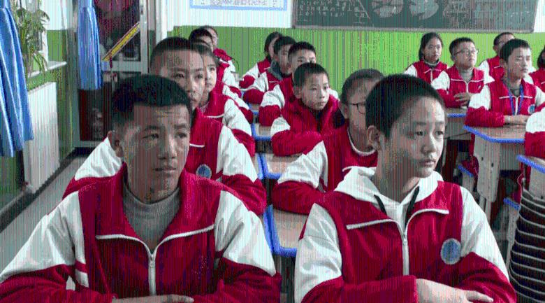 可爱奥莉甜美夏装